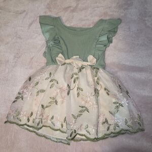 SHEIN Green and White Kids Dress